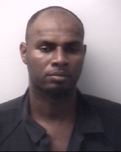 Booking photo of Lamar Mills